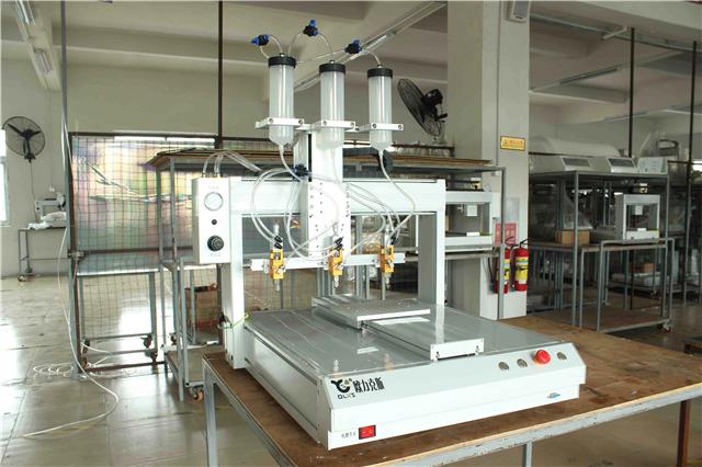 全自動三軸點膠機